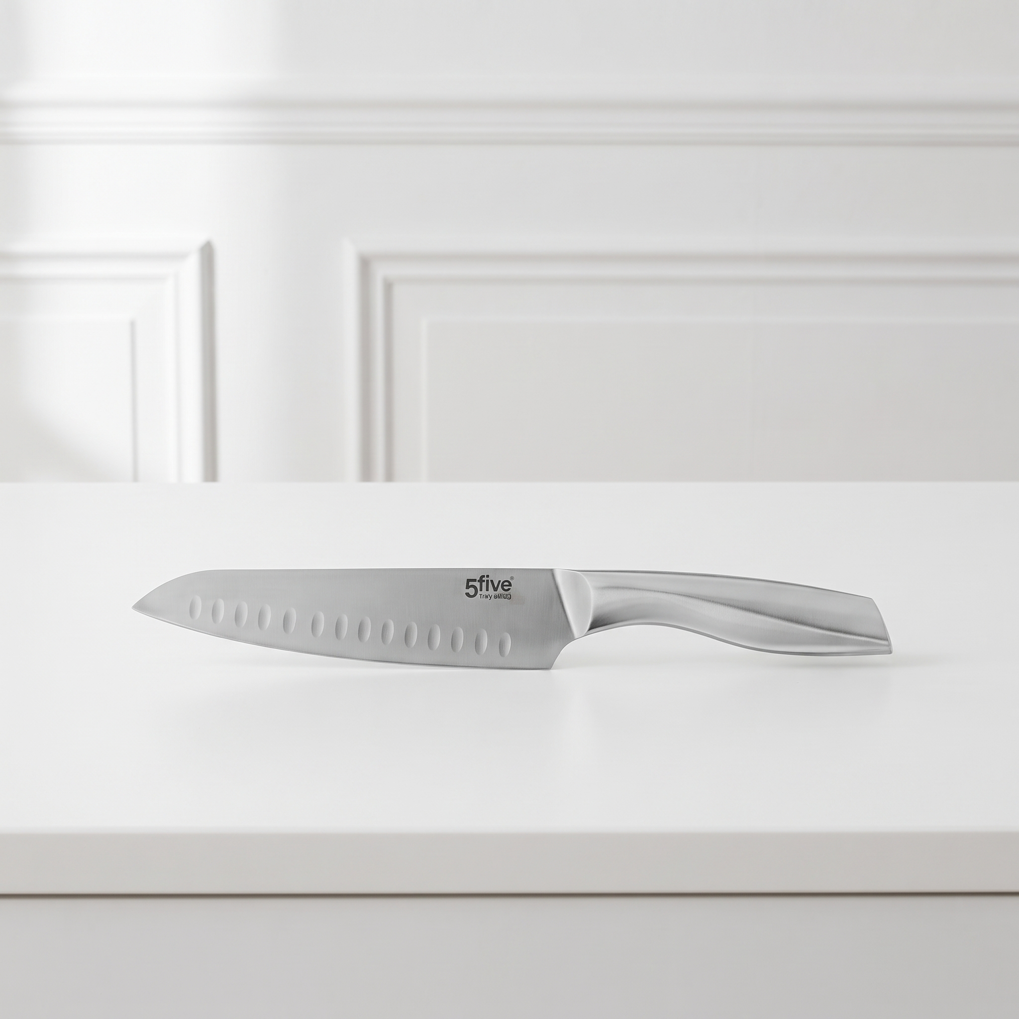 Santoku kniv i rustfrit stål Smedet klinge